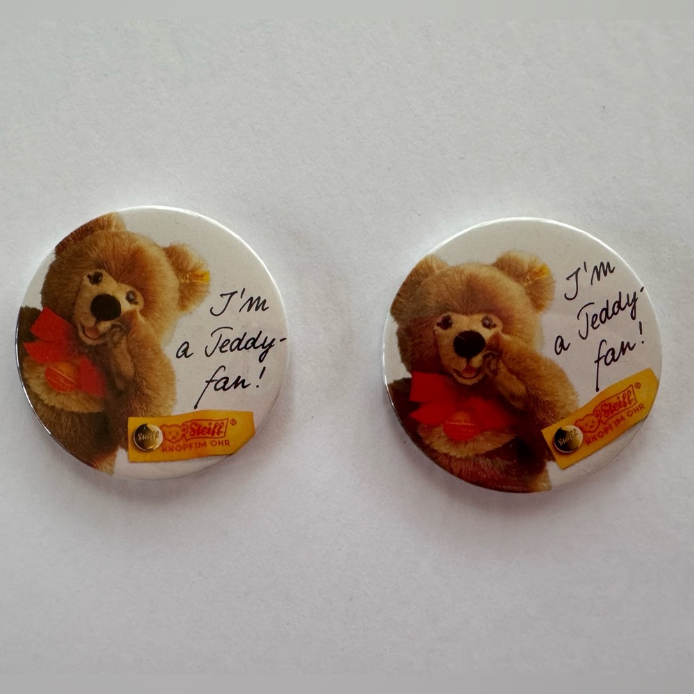 Steiff Molly Teddy Bear Pins Buttons Fan Club Lot of 2